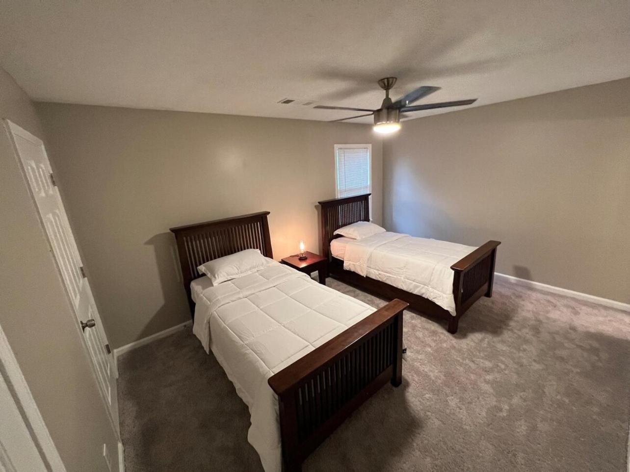 Ecstatic Town Home In สโตนเมาน์เทน ภายนอก รูปภาพ